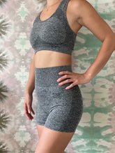 Load image into Gallery viewer, PREMIUM QUALITY RTA WOMEN SPORTS/GYM FITNESS SUIT/SET