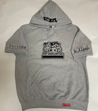 Cargar imagen en el visor de la galería, PREMIUM QUALITY EXCLUSIVE RTA SHORT SLEEVE HOODIE
